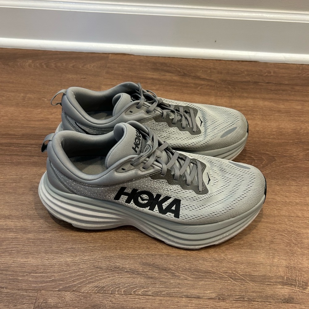 Hoka Men’s Bondi 8 in Sharkskin/Harbor Mist Size 10D